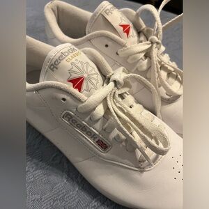 Reebok Classic women’s shoes leather white sz9